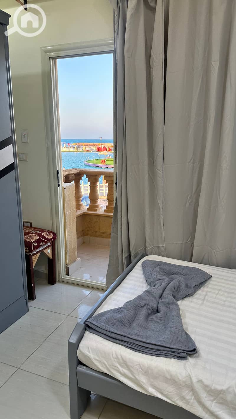 Chalet for rent, first line from the sea and the most distinctive lake ever - Bild 3