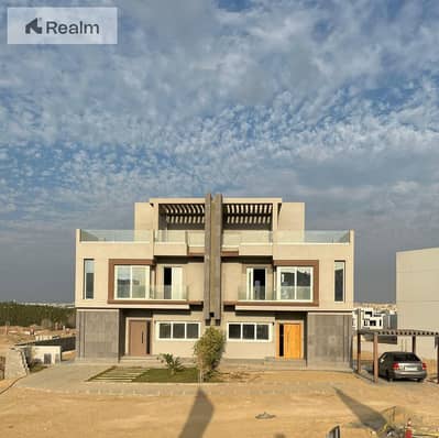 4 Bedroom Duplex for Sale in Sheikh Zayed, Giza - WhatsApp Image 2026-05-25 at 2.09. 11 AM (2). jpeg 4 Bedroom Duplex for Sale in Sheikh Zayed, Giza - WhatsApp Image 2026-05-25 at 2.09. 11 AM (2). jpeg