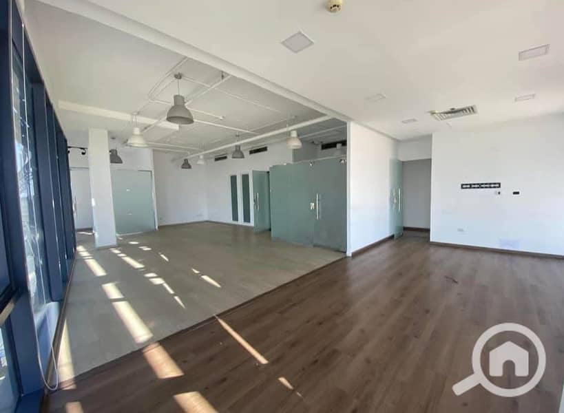 Large administrative office ready for immediate occupancy in The Polygon Sodic, in the heart of Sheikh Zayed, next to Forty West and West Tan, and opp - Widok 2