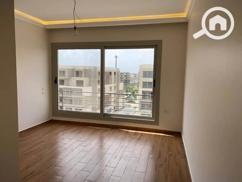 Finished Apartment in Pyramids Hills Next To Un ESLSCA – pohled 5