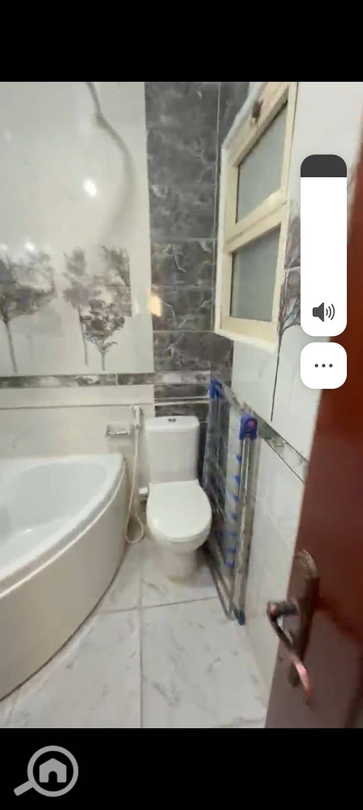 8 1000376174. jpg