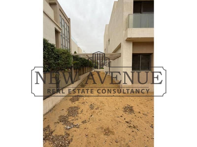 Standalone Villa for Sale in Al Marassem Fifth Square | 450 Sqm | Landscape View - Widok 6