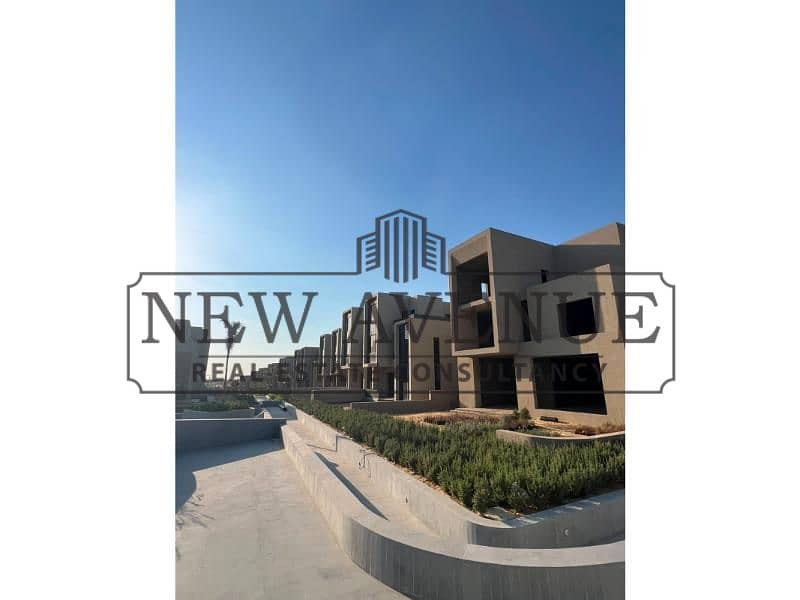 Standalone Villa for Sale in Waterway Villas | Bahary | Lake View | 612 Sqm | Ready to Move - Vista 5