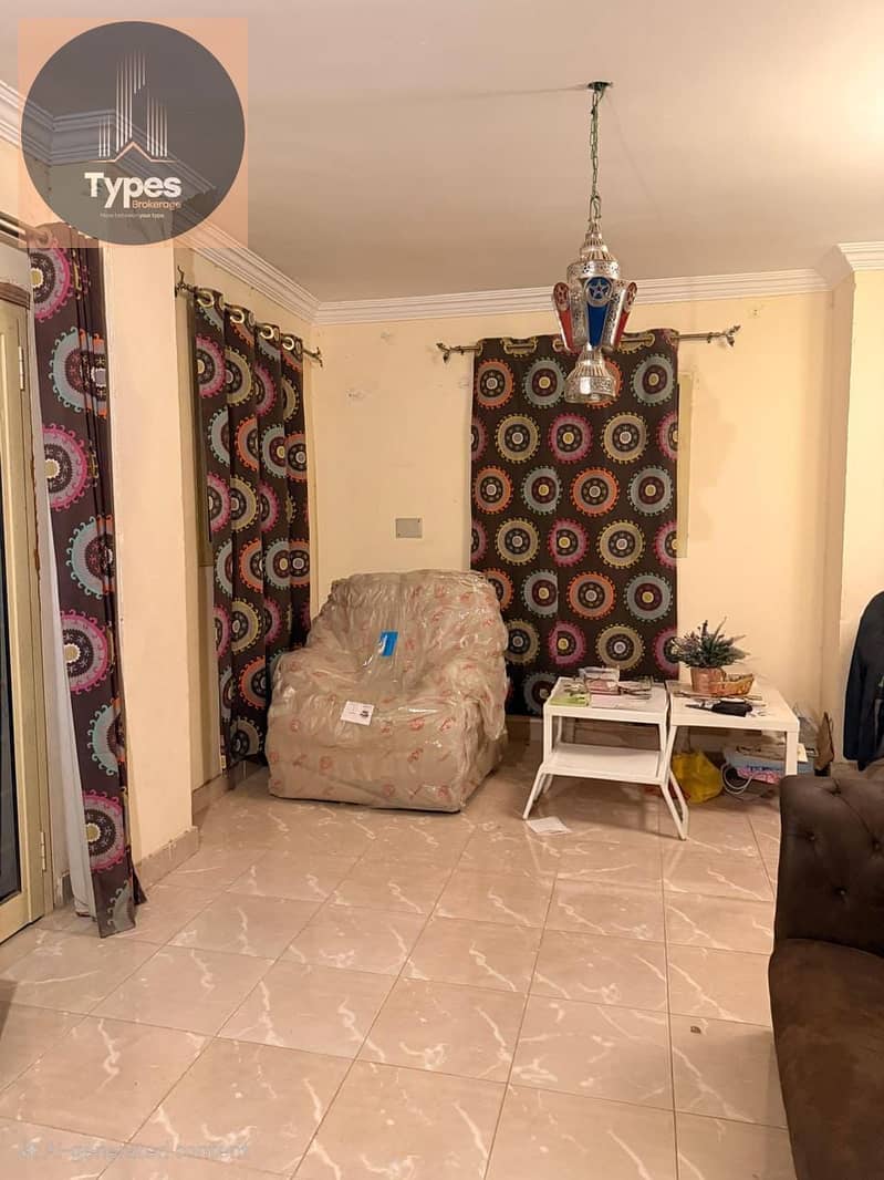 Apartment for sale in the First District, Block 6, next to Wadi Degla Club. Third balcony, north-facing, unobstructed view, elevator and gas. 160 sq - Widok 6