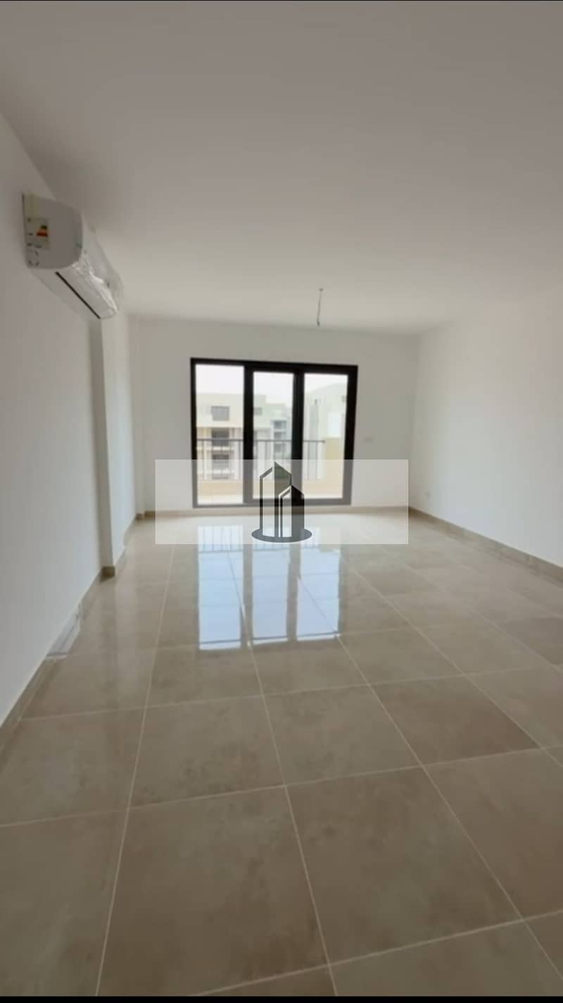 Sky Loft Penthouse forready to move for Sale in Al Marasem Fifth Square, within the Moon Residence phase. - Widok 3