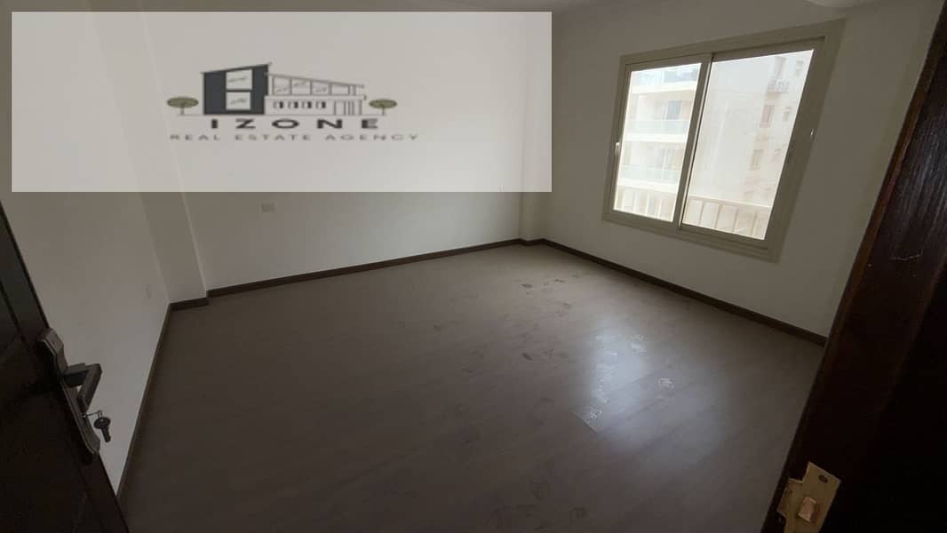 Best Price Apartment for Rent in Promenade New Cairo with an Area of 225 sqm 3 Bedrooms 2 Bathrooms - Widok 5