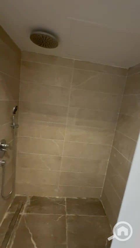 11 WhatsApp Video 2025-12-27 at 7.49. 52 PM - frame at 2m4s. jpg