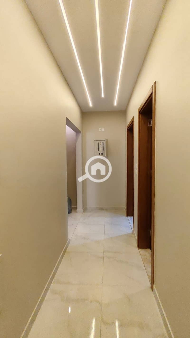 5 1000166095. jpg