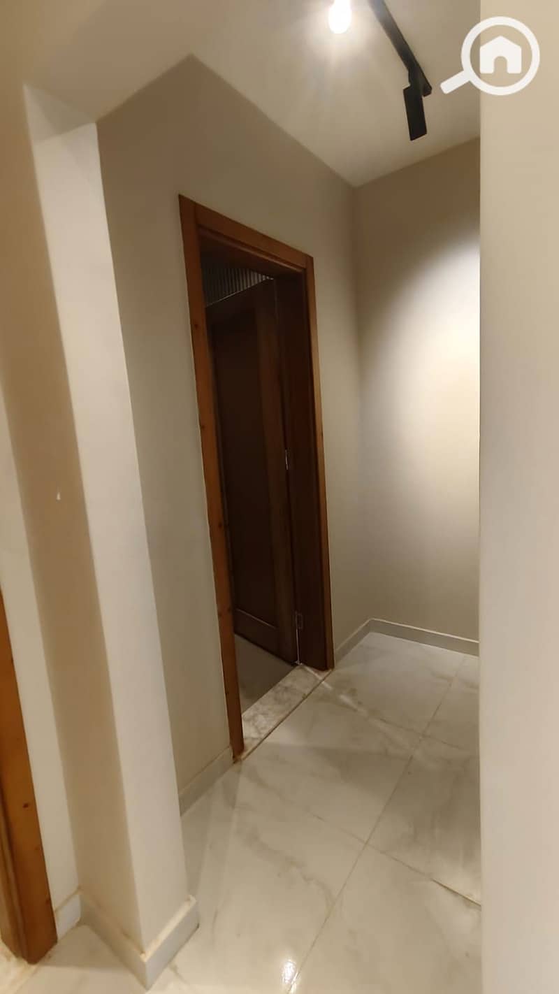 7 1000166100. jpg