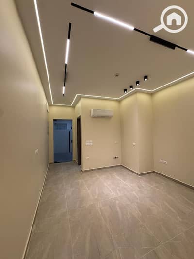 Office for Rent in New Cairo, Cairo - 8f65d4a9-9a3c-4f78-8e5f-50d0b26ac84b. jpg