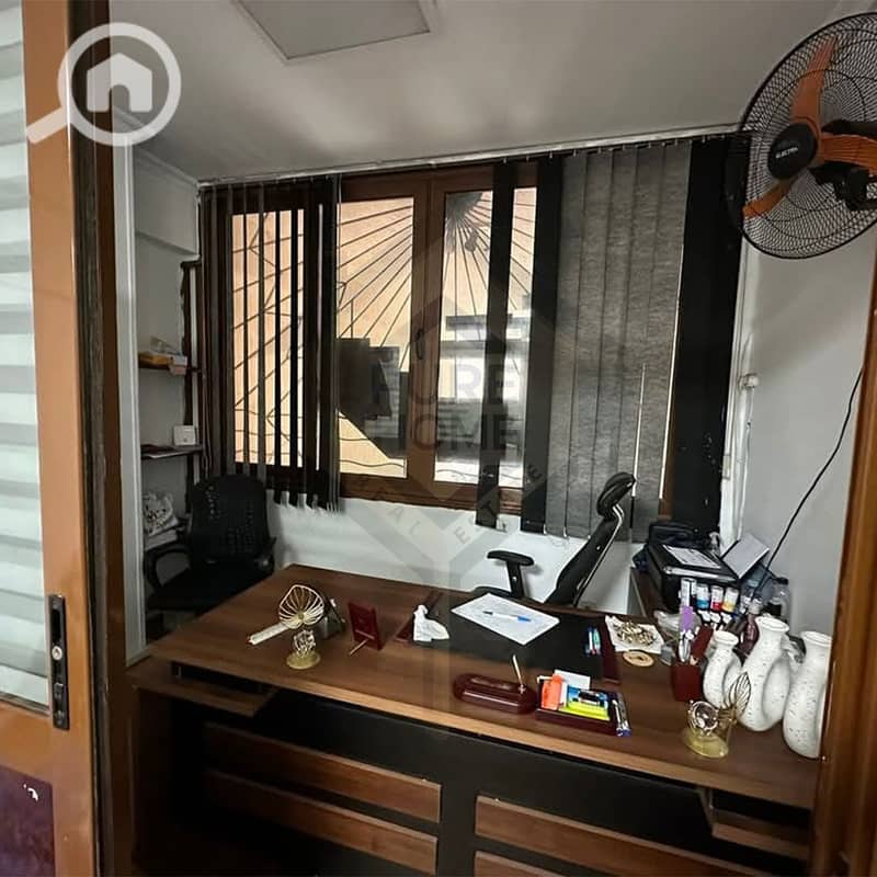 Licensed administrative office for sale, 225 square meters, in Loran, off Shaarawy Street, between the tram and the sea. 7,000,000 EGP installments av - View 5