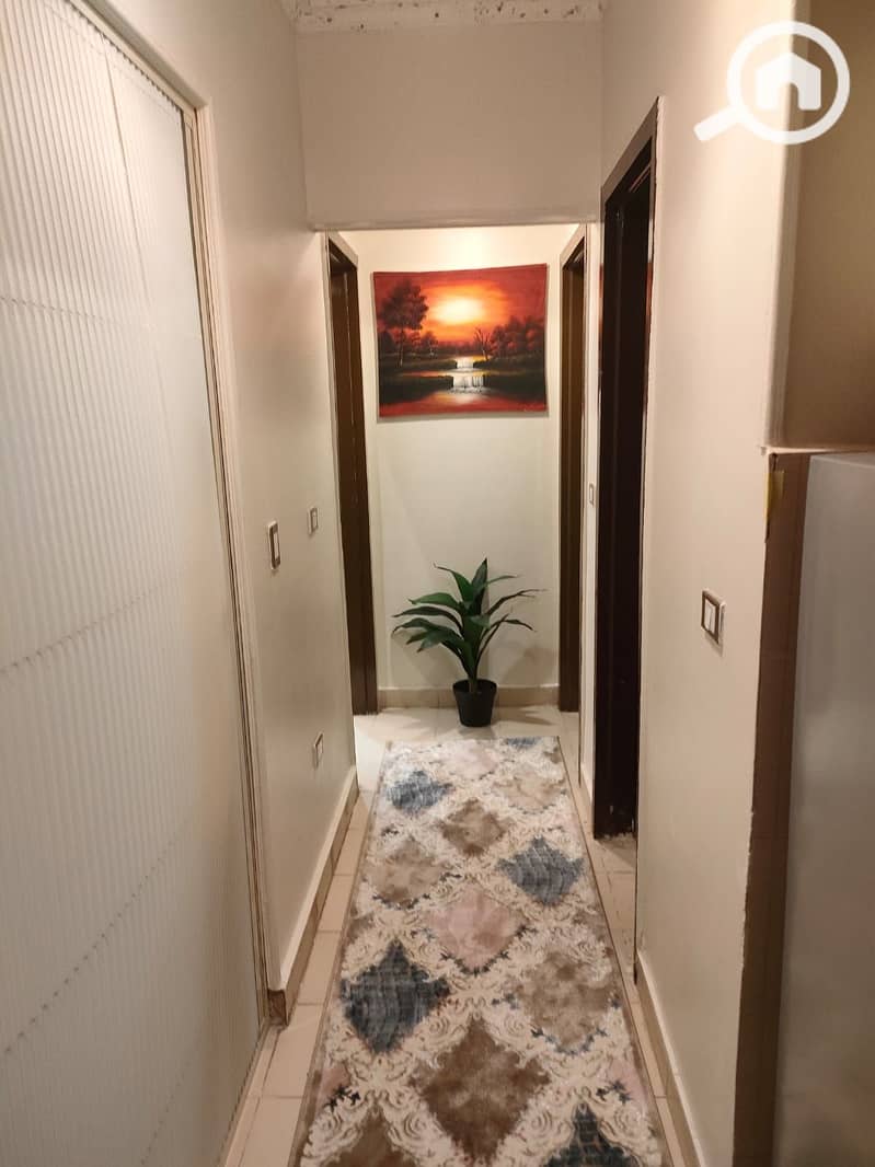 4 380487. jpg