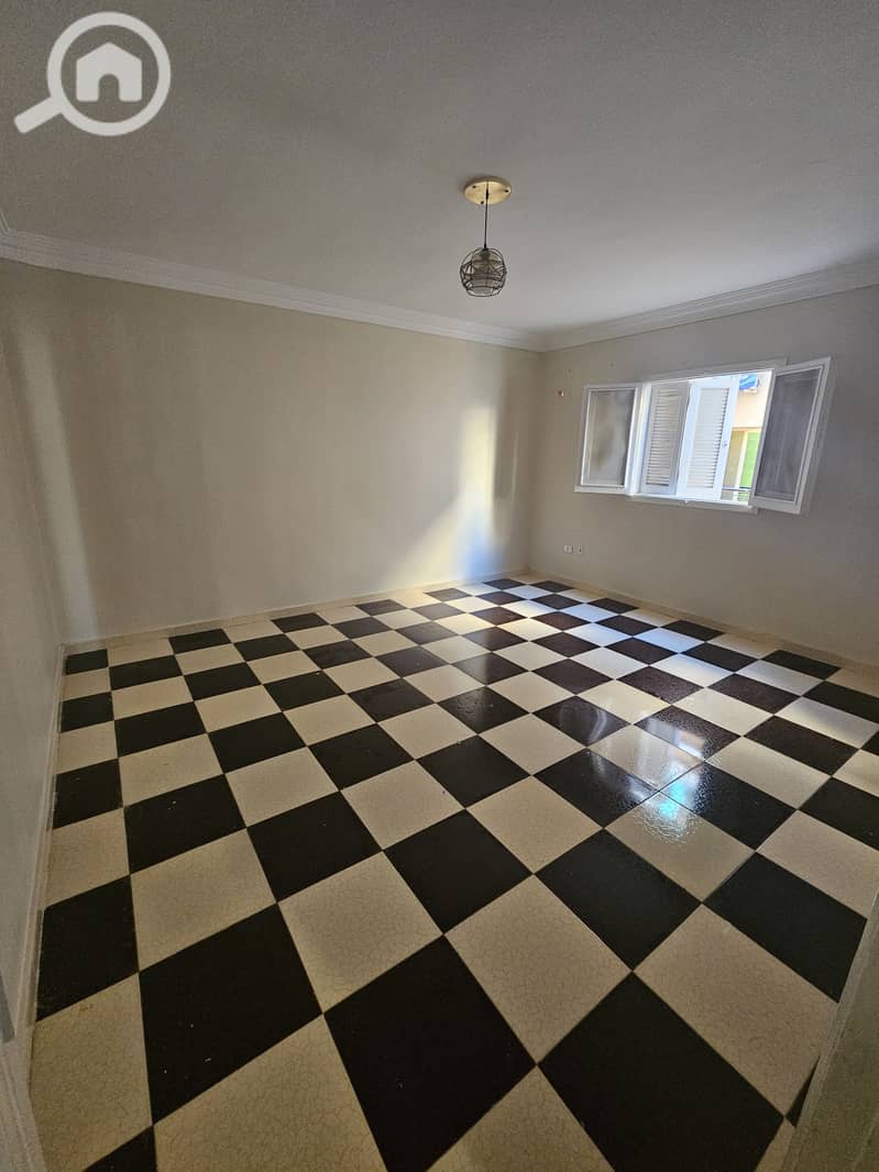 4 383795. jpg