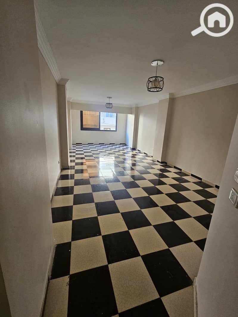 8 383792. jpg