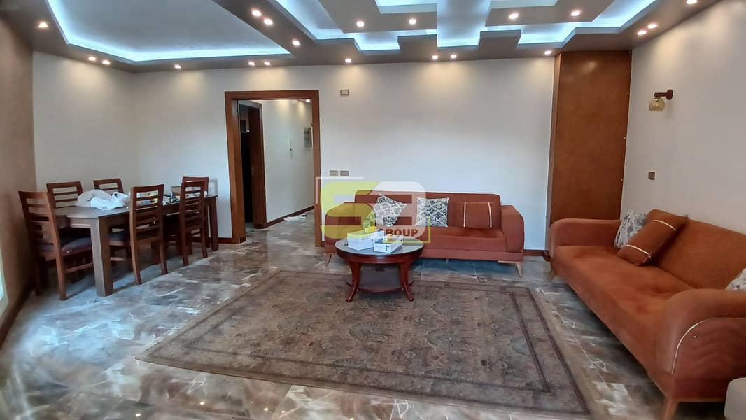 Apartment for sale 155m furnished with appliances and air conditioning ready for living in Al-Khamail Compound in Sheikh Zayed - Widok 2
