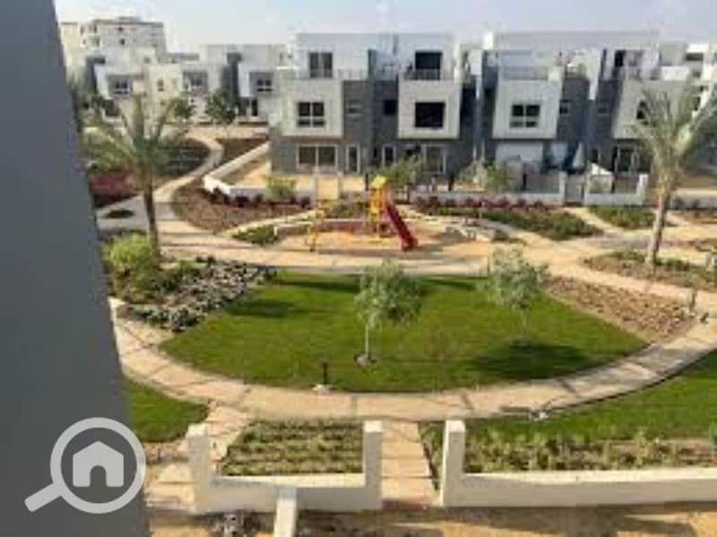 8 images (3). jfif. jpg