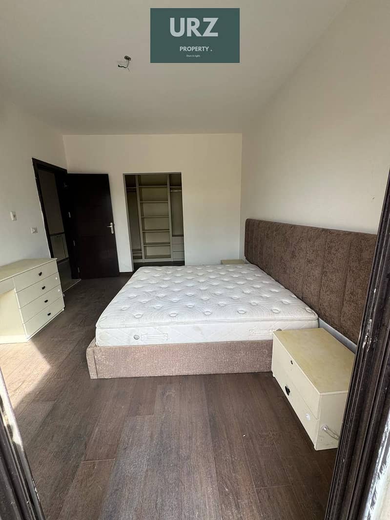 Villa for sale fully finished with a swimming pool a fantastic view of Central Park minutes from 90th Street Swan Lake and mivida and SODIC - Mehr