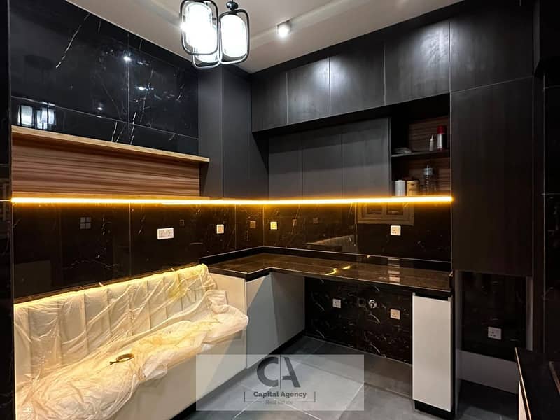 2 4b5f75fb-e9ad-46d6-8048-6ee688cc64e7. jpg