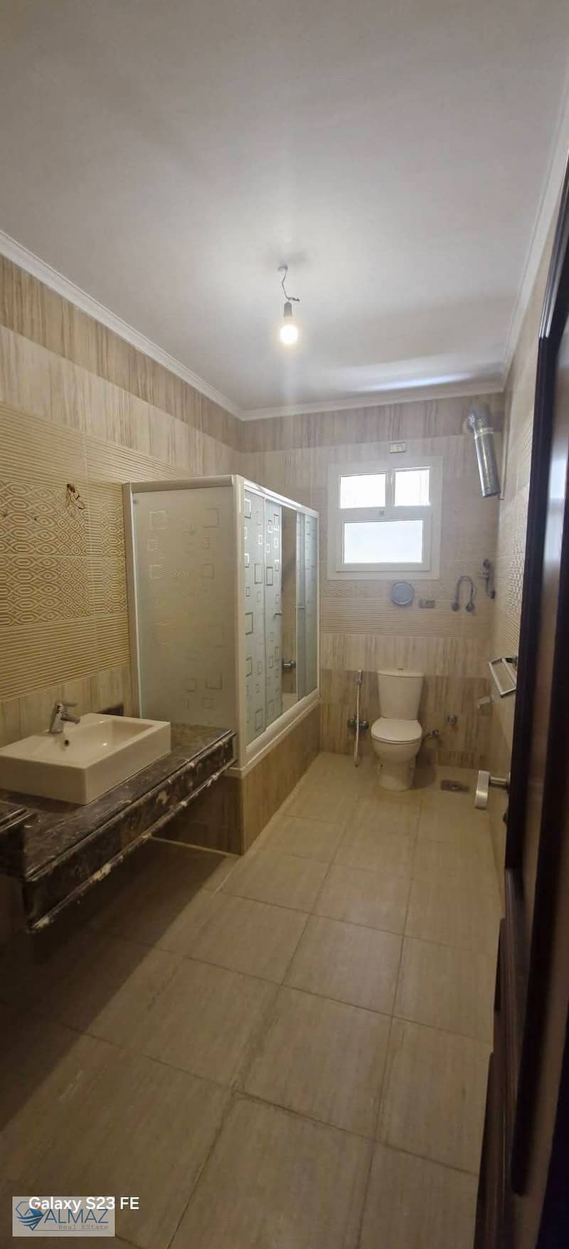 Unfurnished duplex for rent with ultra-super-lux finishing, located in the Yasmeen 6 Villas area of the First Settlement (Tagamoa El Awal). It is si - Widok 6