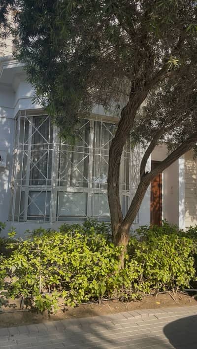 5 Bedroom Townhouse for Rent in 6th of October, Giza - Mountain view october park للايجار 5 Bedroom Townhouse for Rent in 6th of October, Giza - Mountain view october park للايجار