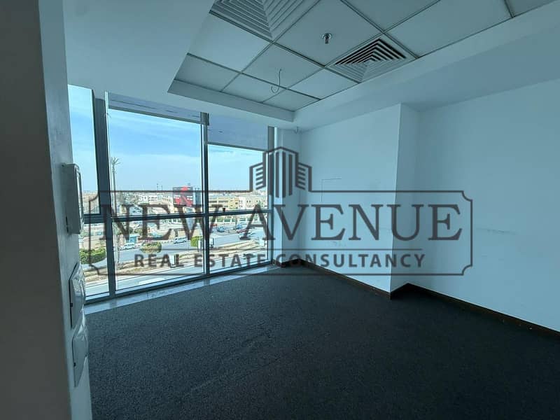 Fully finished office for rent direct on north 90, New Cairo - Widok 3