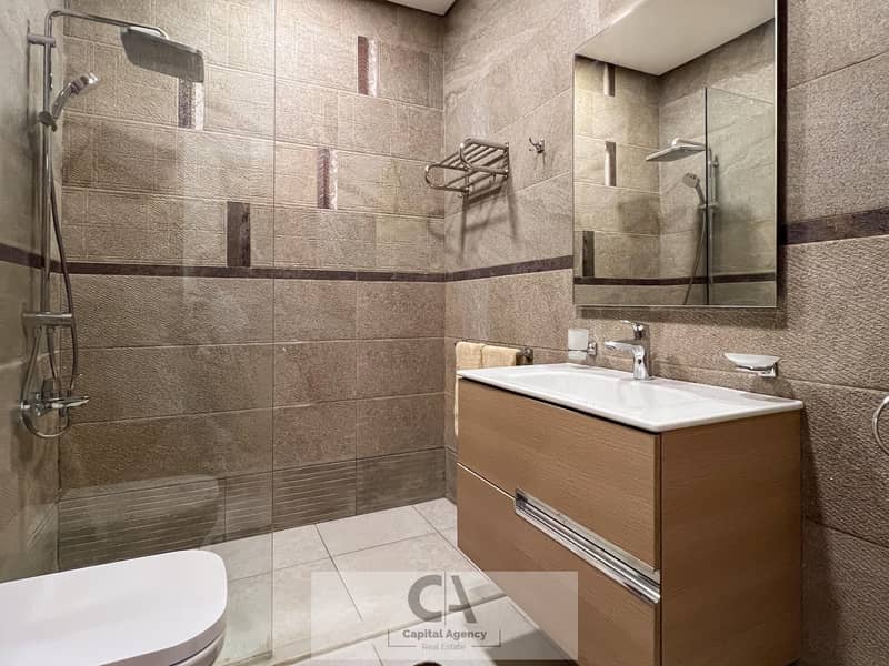 Luxury 2 Bedroom Apartment | Lake View Residence - Vista 4