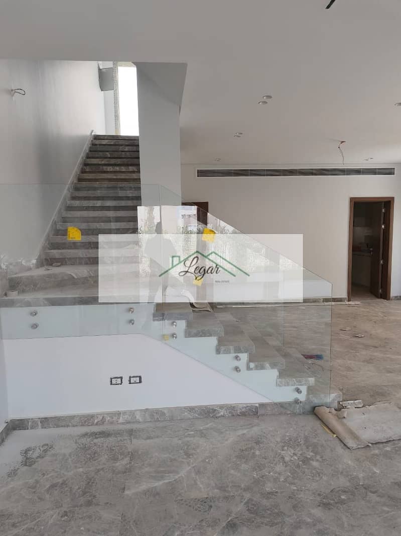 Villa for rent in The Crown Compound, 287 sq m, with kitchen and air conditioning, at a bargain price. - Widok 3