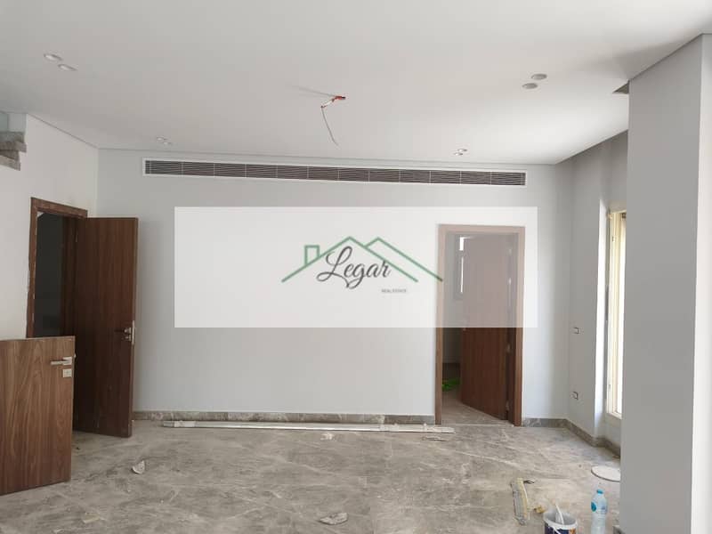 Villa for rent in The Crown Compound, 287 sq m, with kitchen and air conditioning, at a bargain price. - Widok 5