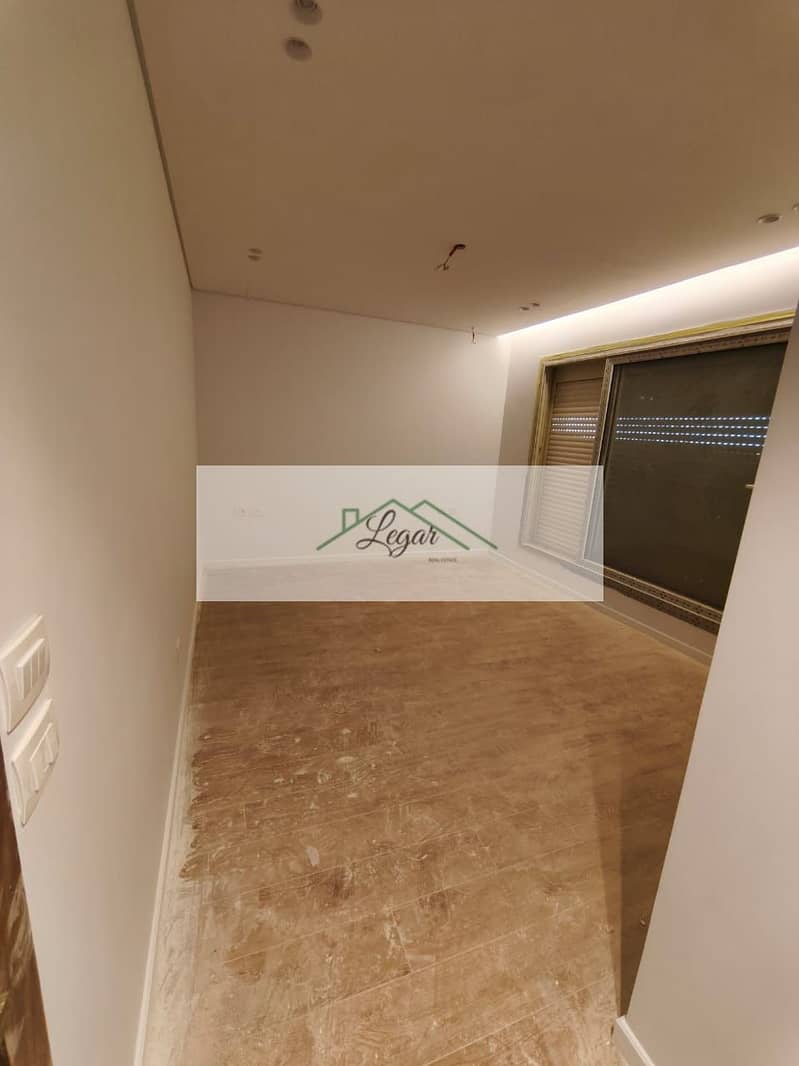 Villa for rent in The Crown Compound, 287 sq m, with kitchen and air conditioning, at a bargain price. - Widok 6