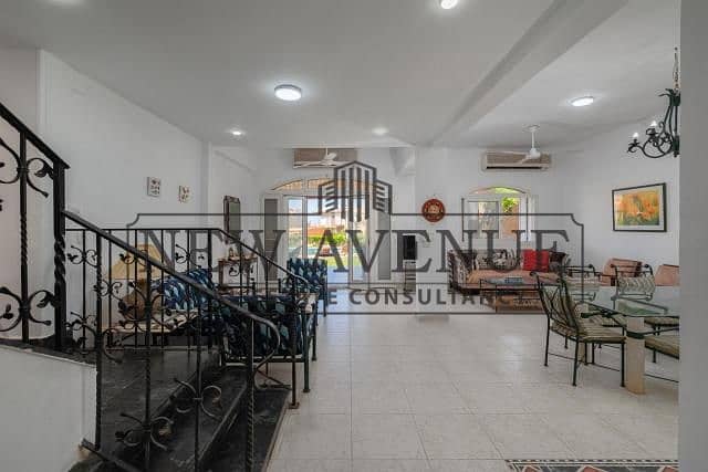 Fully Renovated & Furnished Twin House | First Row in Marina 4 | 8 Bedrooms | Prime Location | Swimming Pool | Excellent Condition | Fully Equipped - Więcej