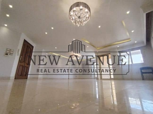 Fully finished & furnished Apartment with AC's and one parking slot new building floor 9 for sale in Masr l gededa Almaza - Więcej