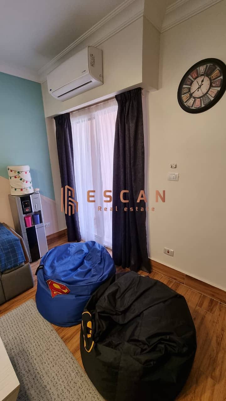 22 U327156 (19). jpeg