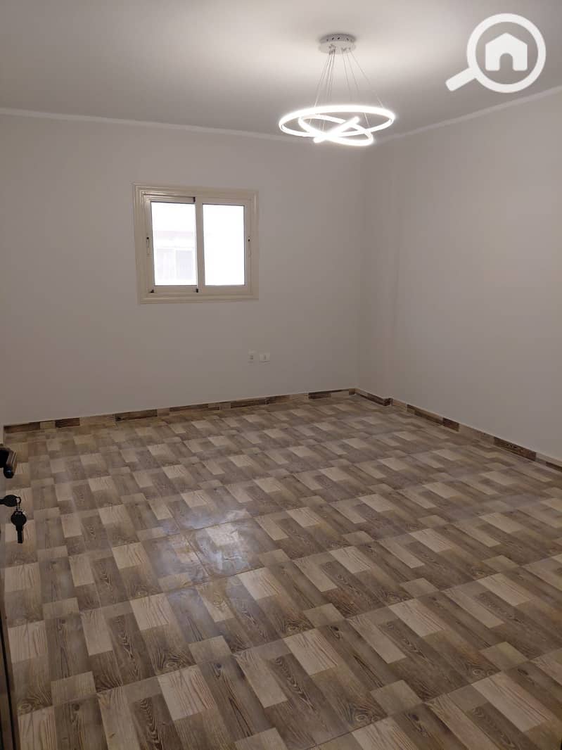 4 1000195886. jpg