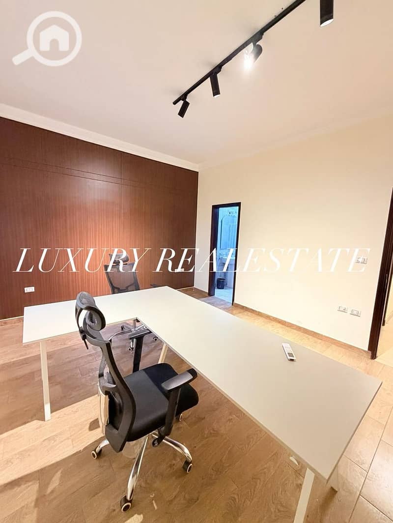 Office for rent, super lux finish, fully air-conditioned, 250 meters, Sheikh Zayed - Ansicht 5