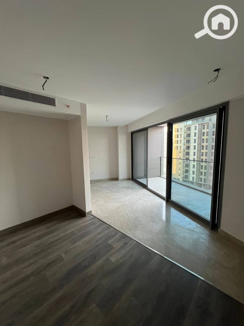 Fully finished apartment with air conditioning | Immediate delivery in Zayed Towers, sixth floor - Widok 2