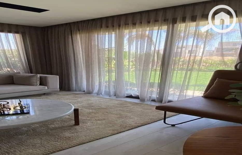 Villa for sale in SODIC East Compound, featuring a prime location just minutes away from Madinaty and the Fifth Settlement - Aanzicht 4