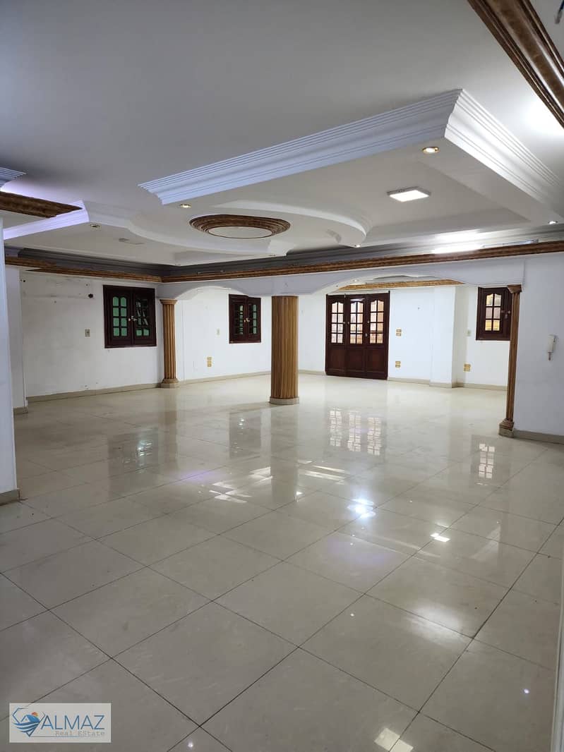 An unfurnished apartment, ready for immediate occupancy, is available for rent in a prime location within the First District (Villas Zone) of New Cair - Widok 3
