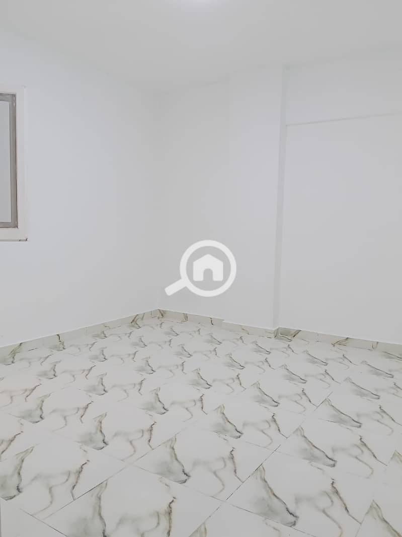 16 1000911841. jpg