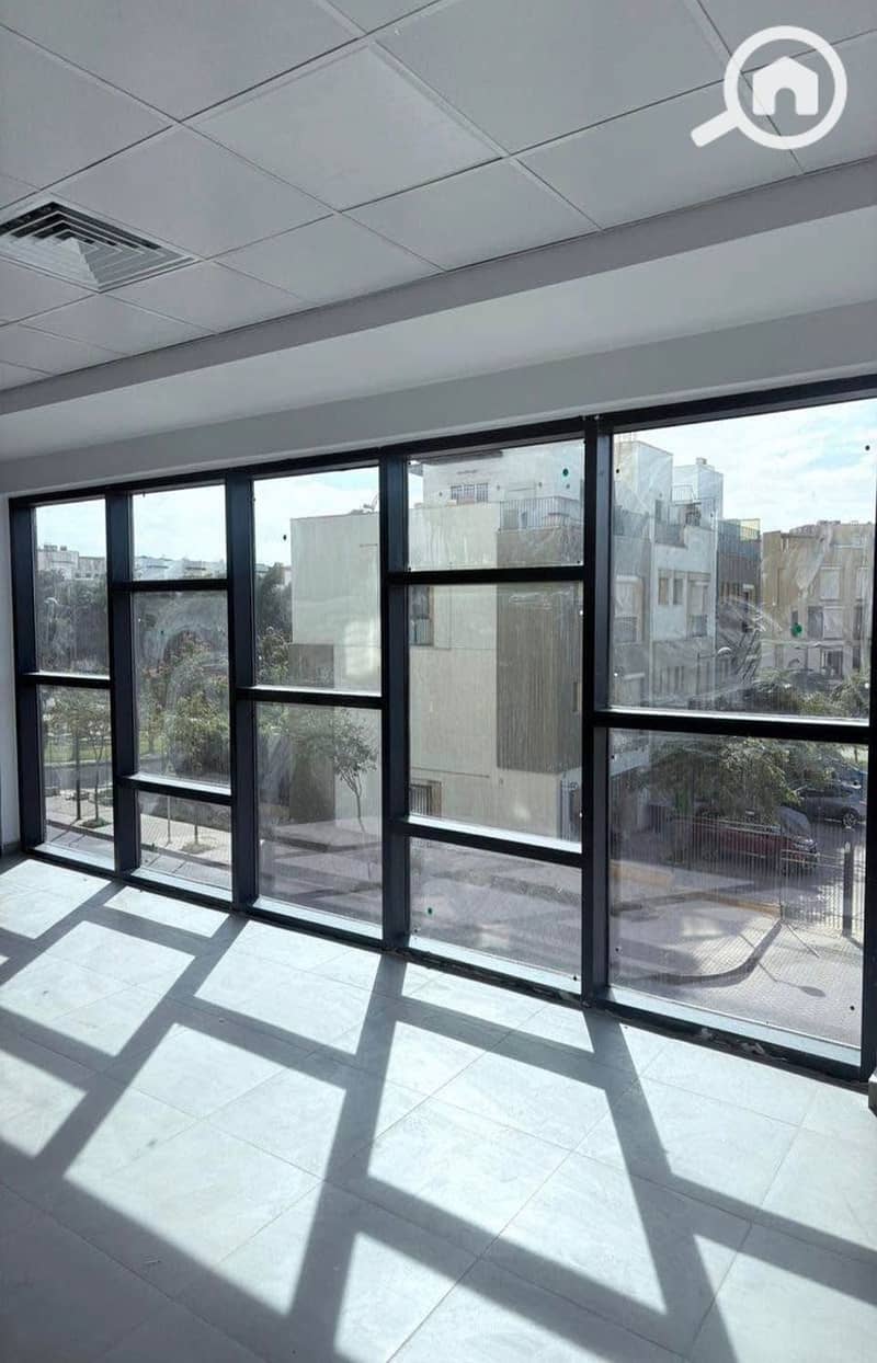 Fully finished office with air conditioning at the best price in Portal Mall, Sodic Beverly Hills, minutes from Arkan Plaza - Widok 5