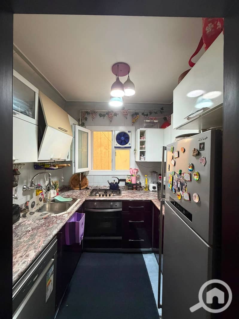 1000467537. jpg 1000467537. jpg