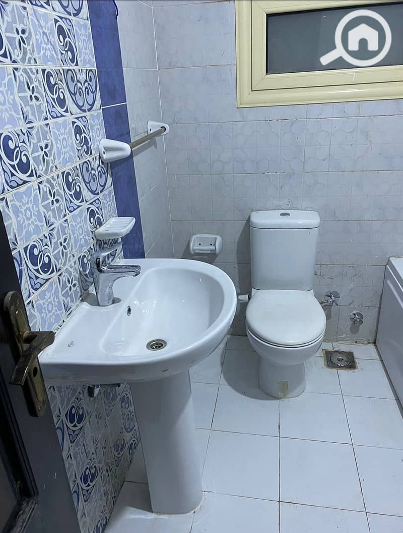 6 1000467640. jpg