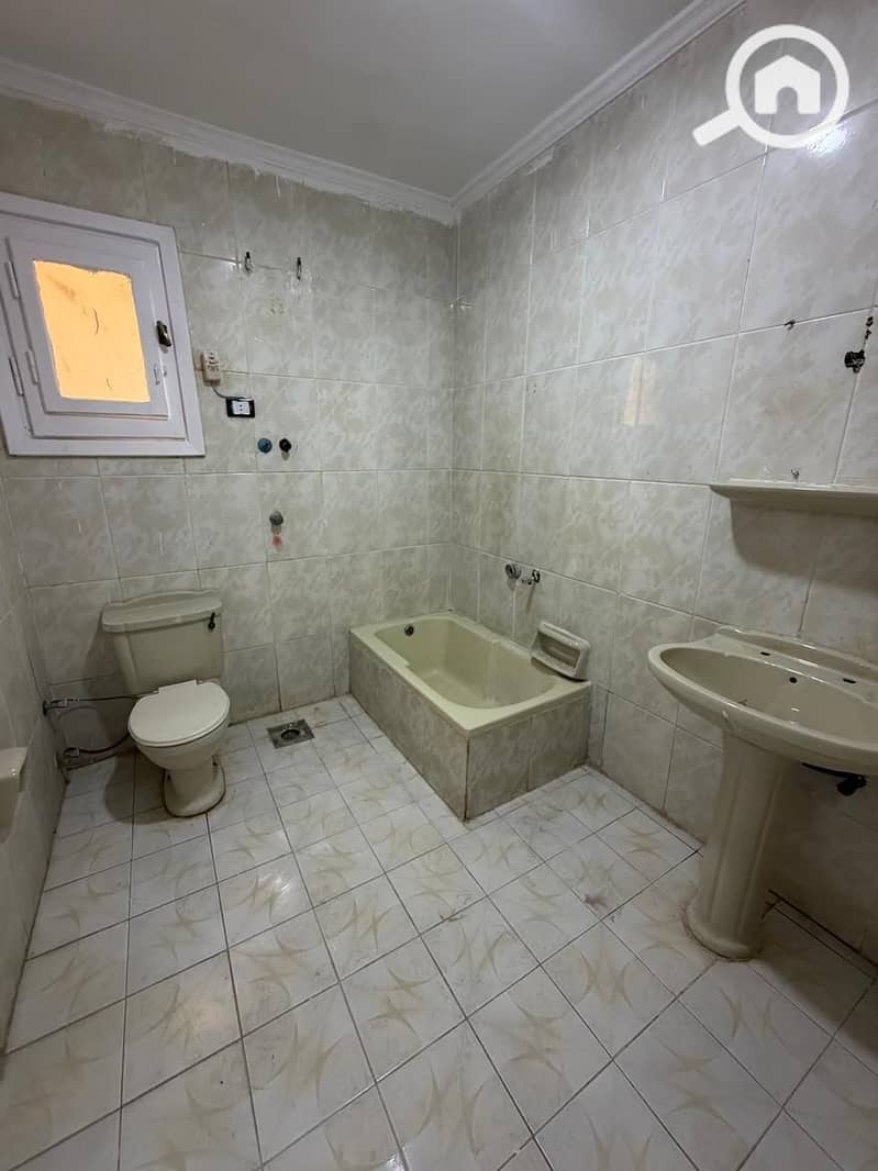 7 1000620114. jpg