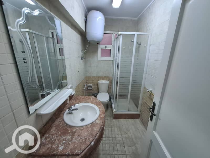 Furnished ground floor apartment for rent in Garden Compound, Hadayek El Mohandeseen – pohled 4