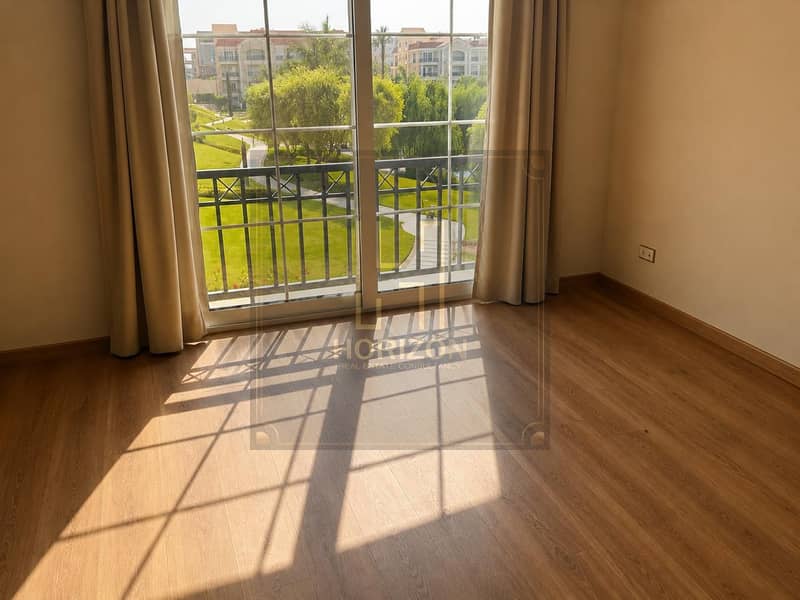 Semi furnished apartment 3rooms prime view rent Regents Park New Cairo - Widok 6