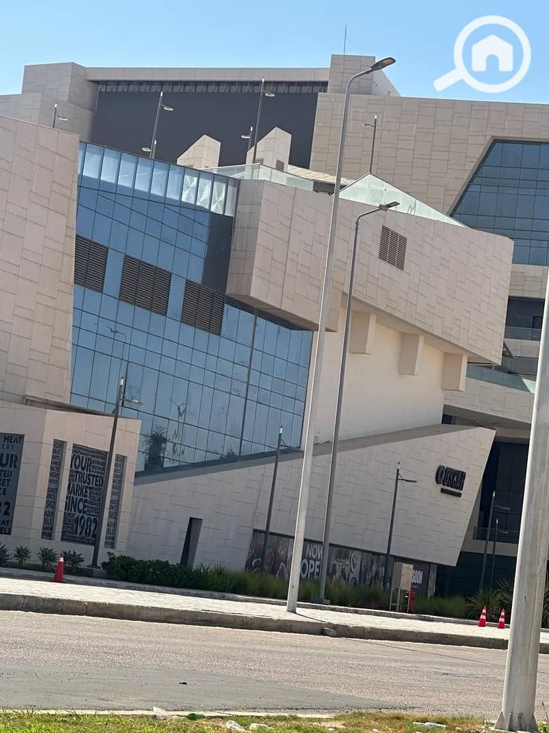 Pharmacy ready to move for sale with prime location in Etapa square next to Al Rabwa - Widok 5