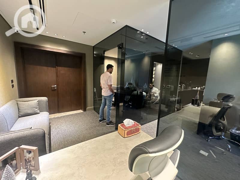 An office for rent 84m with air conditioning in EDNC - Al-Tajamu' - Altro
