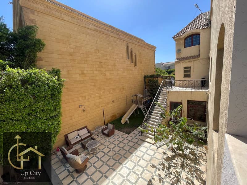 Luxurious standalone villa for sale in mirage city compound overlooking the best view - Widok 4