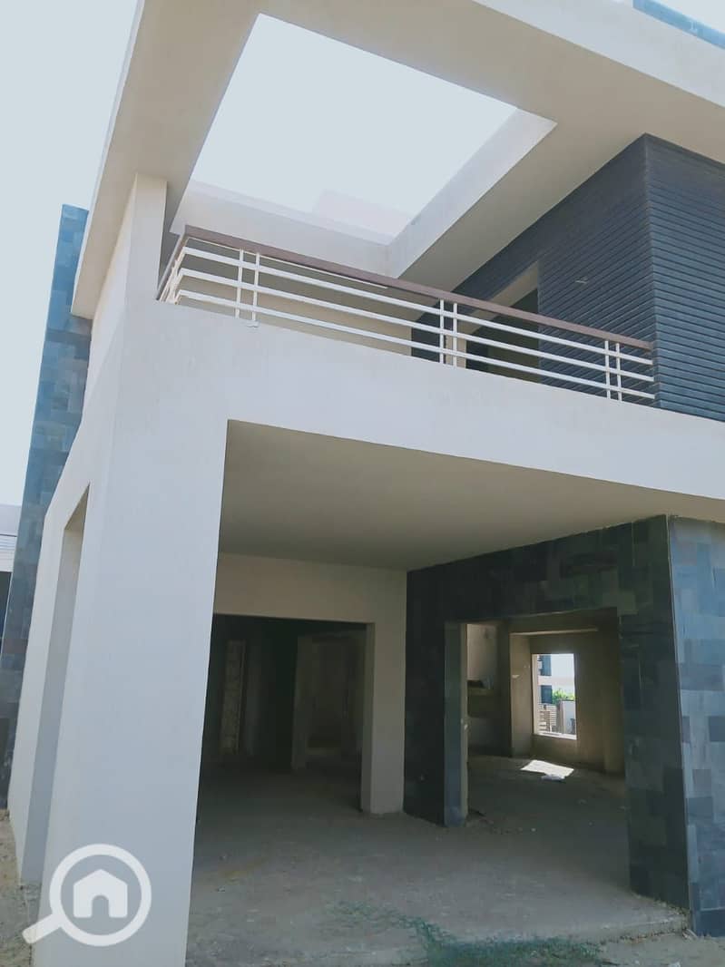 Independent villa for sale 720m immediate delivery in Elkarma 4 compound in front of Elrabwa compound - Ansicht 4