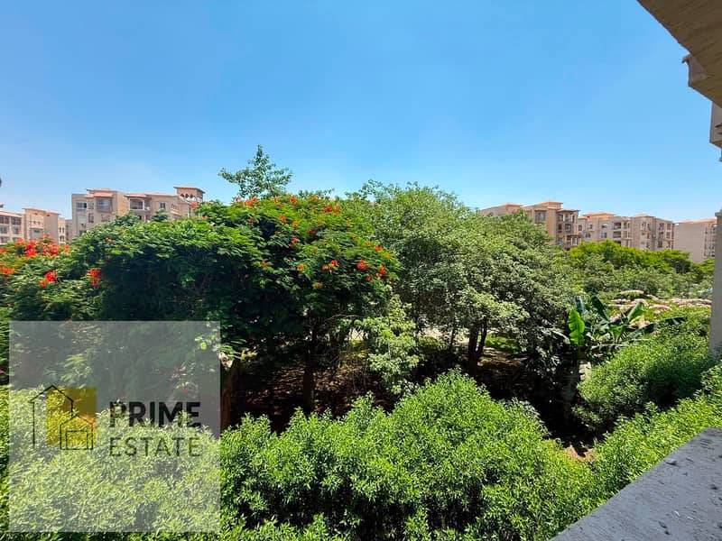 **Apartment for Sale in Madinaty B2 | 211 SQM | Luxury Ultra Super Lux Finishing | Garden View | Steps from Madinaty Sporting Club** - Widok 6