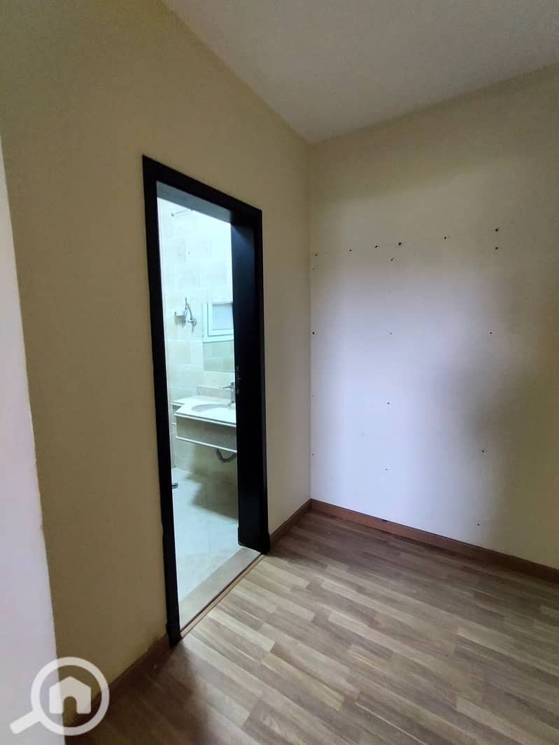 6 1000354404. jpg